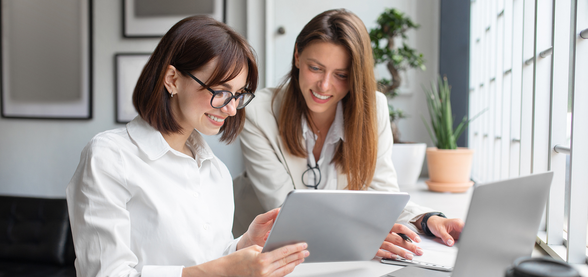 AdobeStock_622047090_Treatment_facilitation_2880x1360.jpg